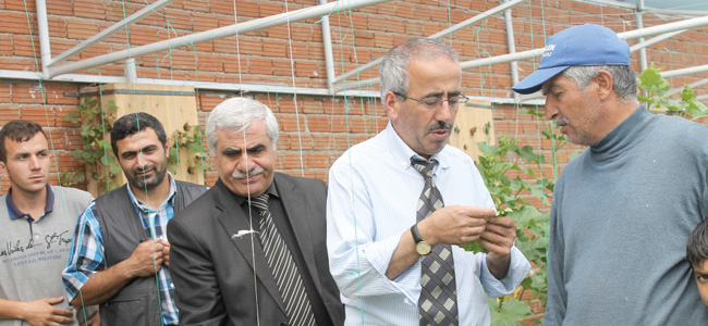 Çiftçiler tarla okulunda  DERSBAŞI YAPTI