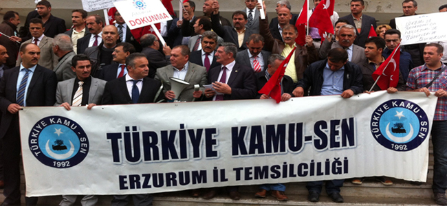 Valilik önünde  Andımız protestosu