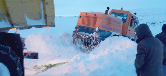 70 iş makinesi ve 150 kişilik ekiple 53 noktada karla mücadele