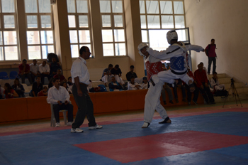 ERZURUMLU YILDIZ TAEKWONDOCULAR MADALYA İLE DÖNDÜ