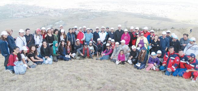 Ruh sağlığı için doğada yürüdüler