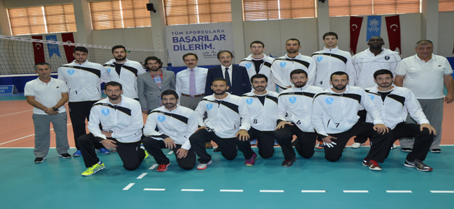 BAŞKAN BULUTLAR, SPORSEVERLERİ MAÇA DAVET ETTİ