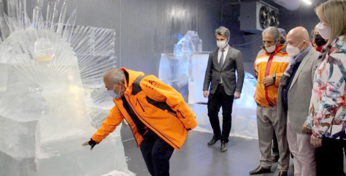 15 Temmuz şehitleri buz müzesi sergisiyle anıldı