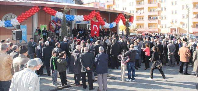 Hanımlar Çarşısı hizmete açıldı