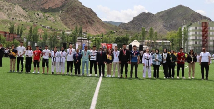 19 Mayıs Oltu’da heyecanla kutlandı