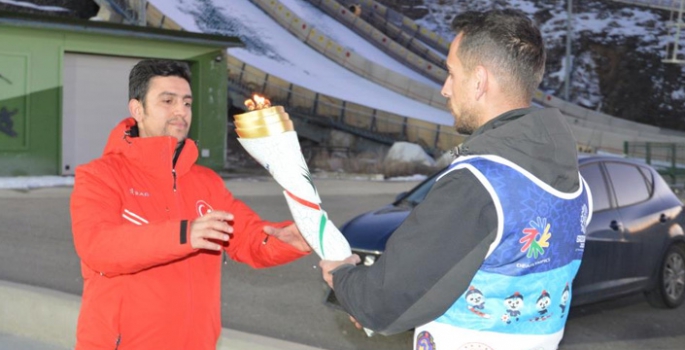 2023 Kış Deaflympics’in meşale ateşi Erzurum’da yandı