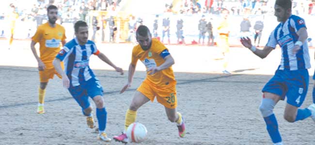 Büyükşehir dara düştü
