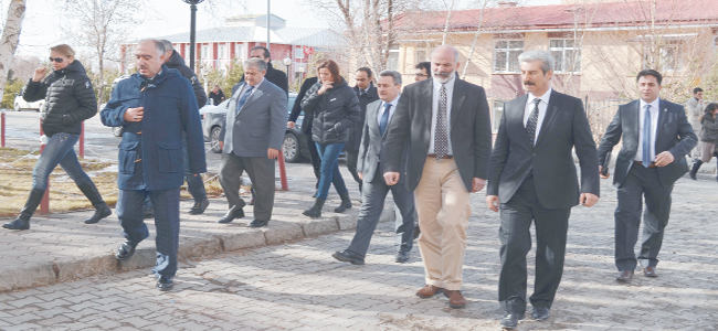 Sunumlar EYOF delegasyonunu büyüledi