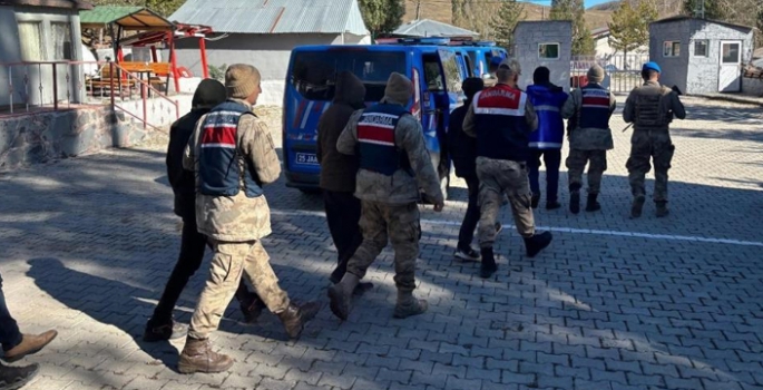 38 düzensiz göçmen yakalandı