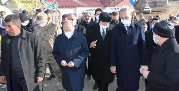 Adalet Bakanı Abdulhamit Gül deprem bölgesinde