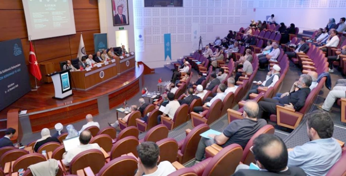 Aile kurumuna akademik bakış