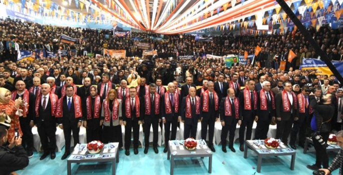​​​​​​​AK Parti ilçe adaylarını tanıttı