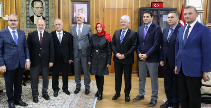 Akdağ ve beraberindeki heyetten Çomaklı’ya ziyaret