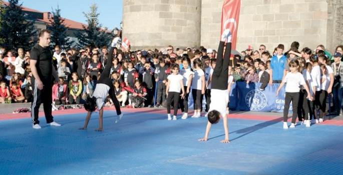 Amatör Spor Haftası’na coşkulu kutlama