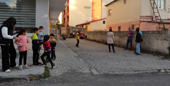 Ardahan depremi, Oltu ve Horasan’ı da salladı