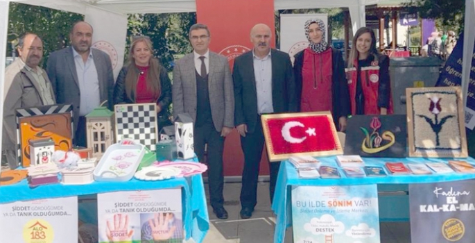 ASH sosyal hizmet farkındalığı için stand açtı