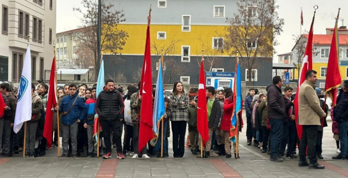 Aşkale’de sade kutlama