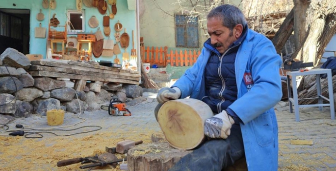 Aşur Usta'nın dibekleri ilgi odağı