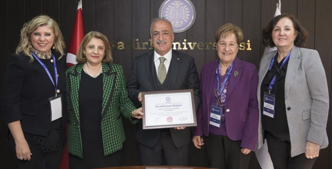 Atatürk Üniversitesi akreditasyonda tarih yazdı