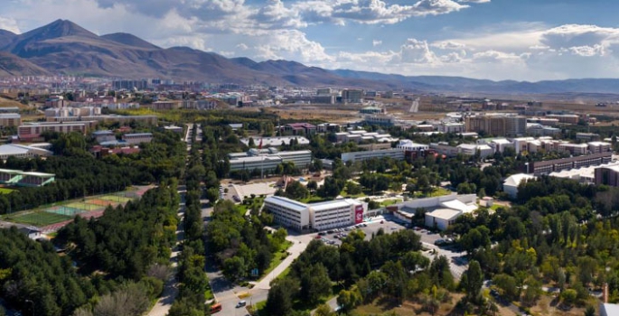 Atatürk Üniversitesi yeni öğrencilerini bekliyor