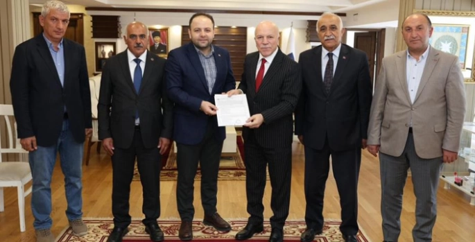 Başkan Sekmen’den Ardahan’a destek