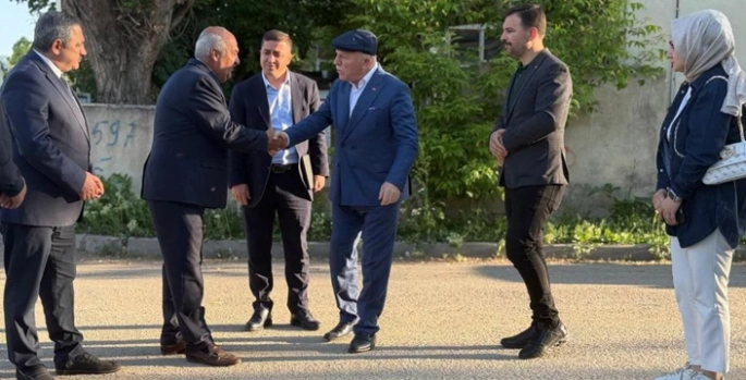 Başkan Sekmen: Şehrimizi yeniden inşa ediyoruz