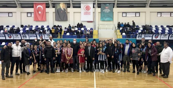 Basketbolda liselerin şampiyonları belli oldu