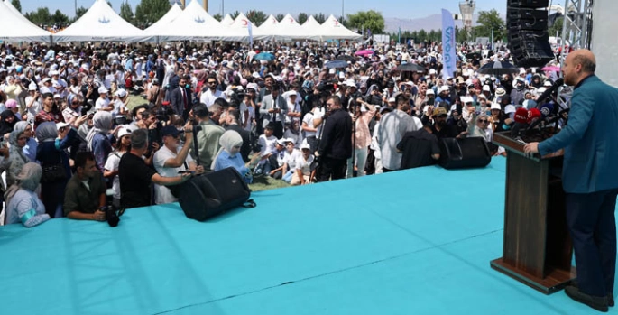 Bilal Erdoğan: Güçlü Türkiye için gençliğe yatırım şart