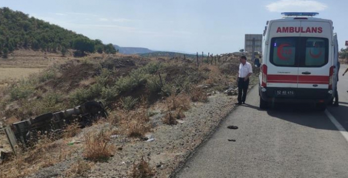 Bingöl’de kamyonet devrildi: 1 yaralı