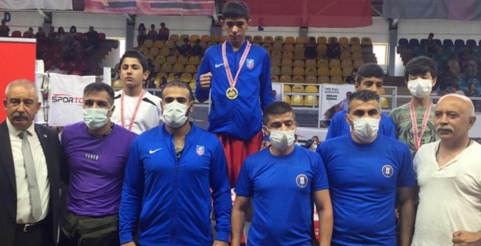 Büyükşehir’in sporcusu Türkiye şampiyonu oldu