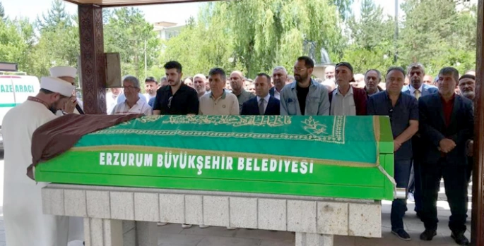 Çakmur ailesi yasta