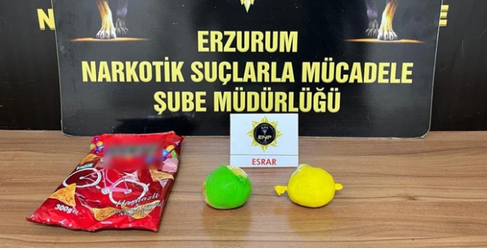 Cips paketinden uyuşturucu çıktı