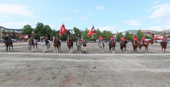 Cirit şöleni nefes kesti