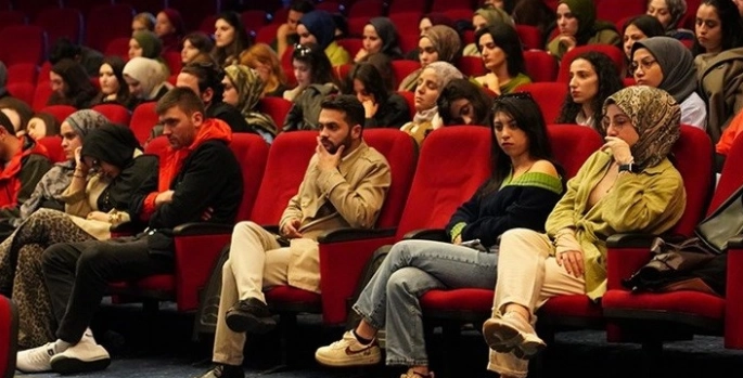 Çocuk ve ergen temasıyla psikoloji zirvesi