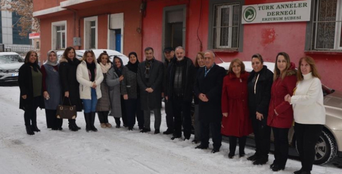 Çomaklı, Türk Anneler Derneği üyeleriyle buluştu