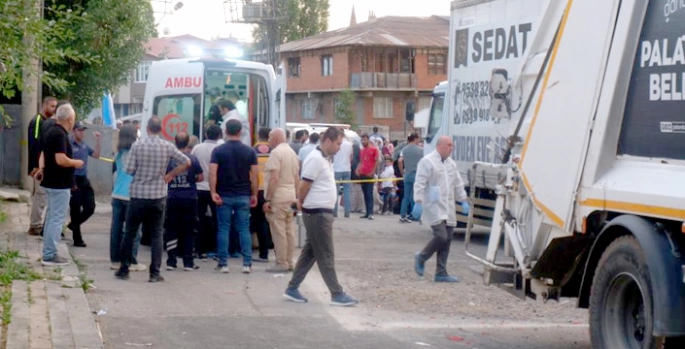 Çöp kamyonu Küçük Eyüp’ü hayattan kopardı