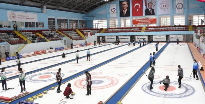 Curlingde final heyecanı