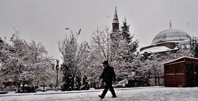 Erzurum beyaza büründü