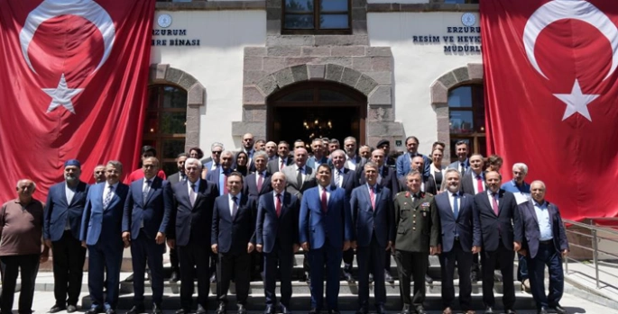 Erzurum'da 106 yıllık coşku ve heyecan