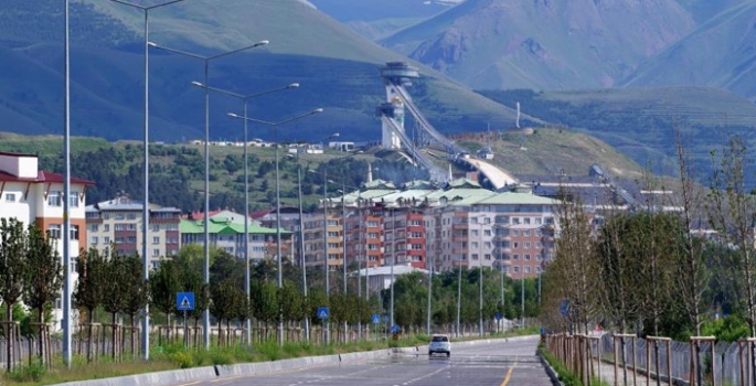 Erzurum’da araç sayısı 128 bini geçti