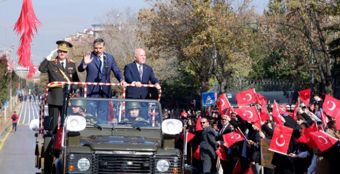 Erzurum’da Cumhuriyet coşkusu