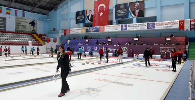 Erzurum’da curling ligi heyecanı