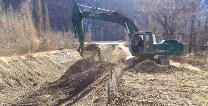 Erzurum’da dere tanzimi ve sedde yapım çalışmaları devam ediyor