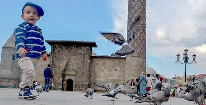 Erzurum’da doğurganlık hızı Türkiye ortalamasının üzerinde