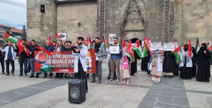 Erzurum’da Gazze için ‘sessiz yürüyüş’ sürüyor