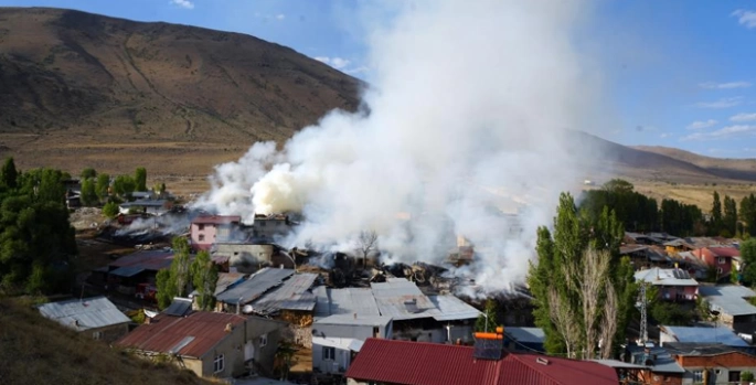 Erzurum’da peş peşe yangınlar