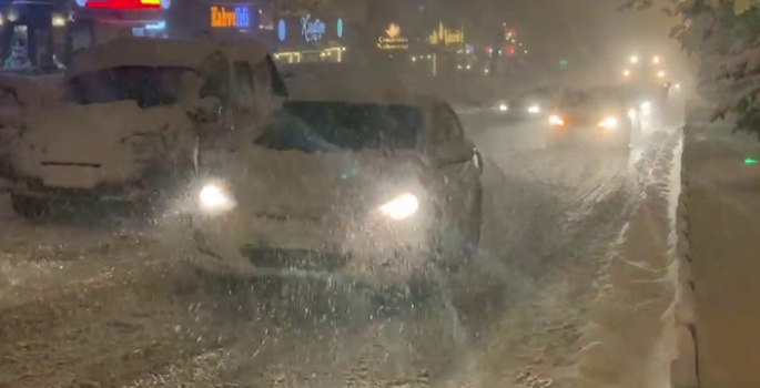 Erzurum Nisan’da kara gömüldü