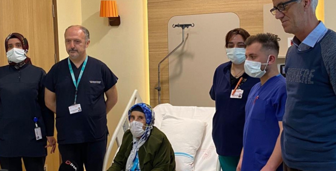 Erzurum Şehir Hastanesinde bir ilk! 5 santimlik kesiyle kalp ameliyatı