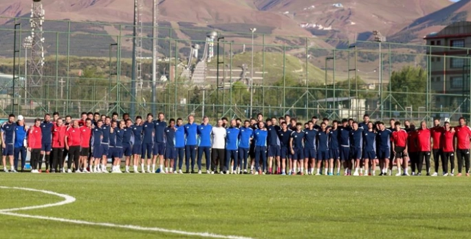 Erzurumspor top başı yaptı
