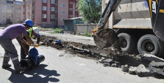 ESKİ 38 km kanalizasyon hattı yaptı